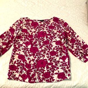 Women’s blouse size M